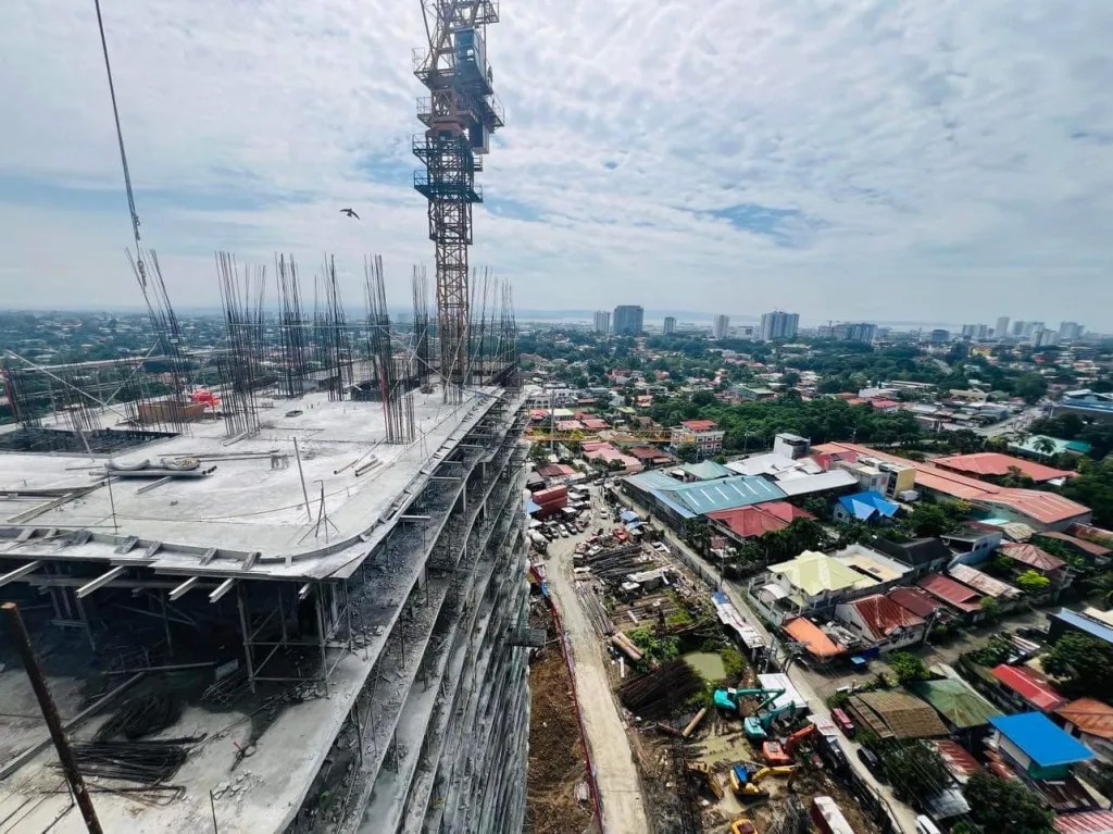 Construction progress at Aeon Bleu